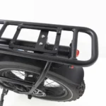 Velo-cargo-compact-electrique-porte-bagage.webp