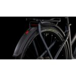 vtt-electrique-avec-porte-bagage-roue-arriere.jpg