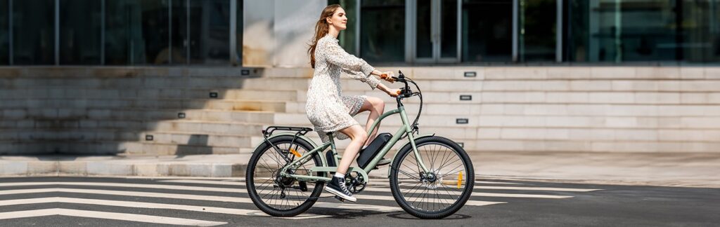 velo-electrique-urbain-femme-banniere-2.jpg