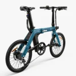 velo-pliant-avec-assistance-electrique-noir-et-vert.webp