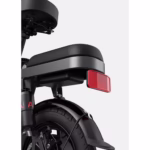 Velo-Electrique-Pliant-Autonomie-80km-feu-arriere.avif