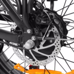 Velo-Electrique-Pliant-pour-Camping-Car-chaine.avif